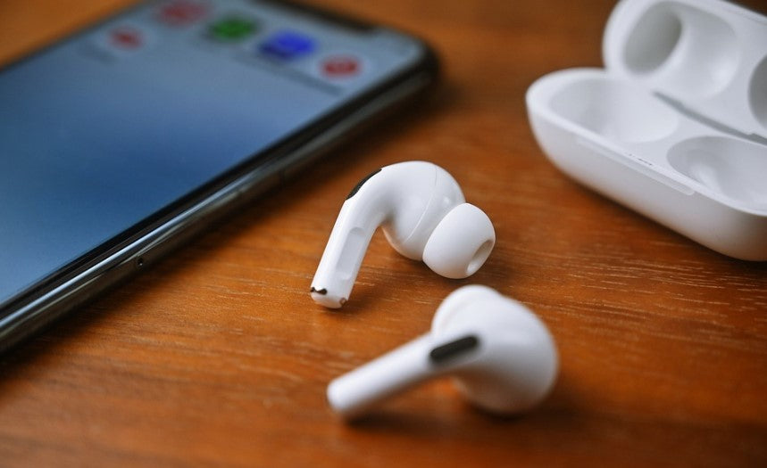 How to Clean my AirPods / Earbuds