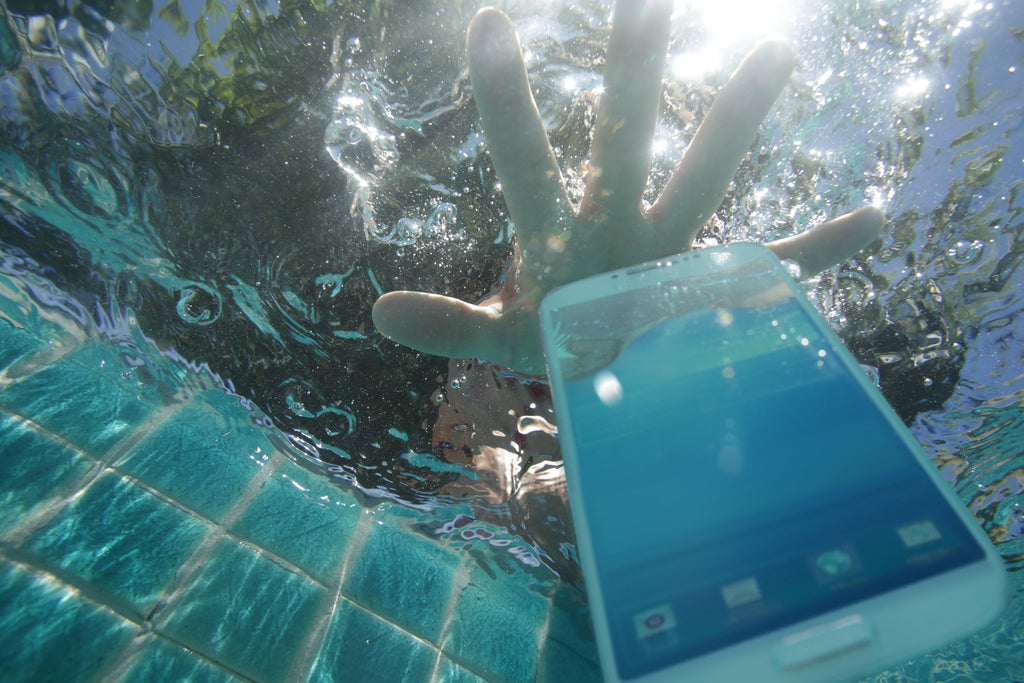 What to Do if Your iPhone Gets Water Damaged (Without Freaking Out)