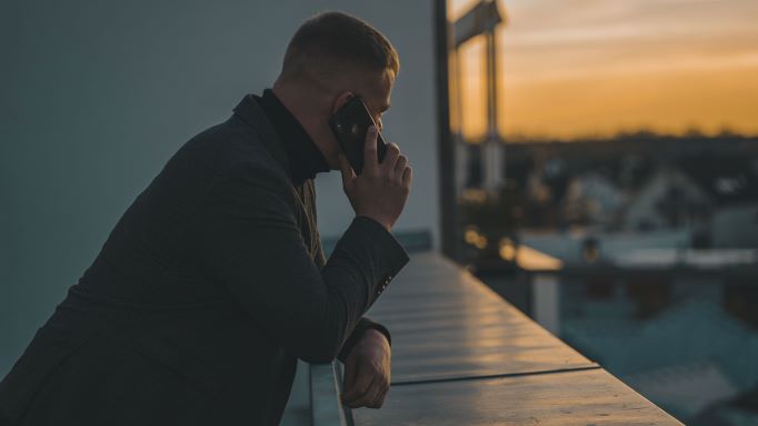7 reasons why people can’t hear you through the phone and how to fix it!