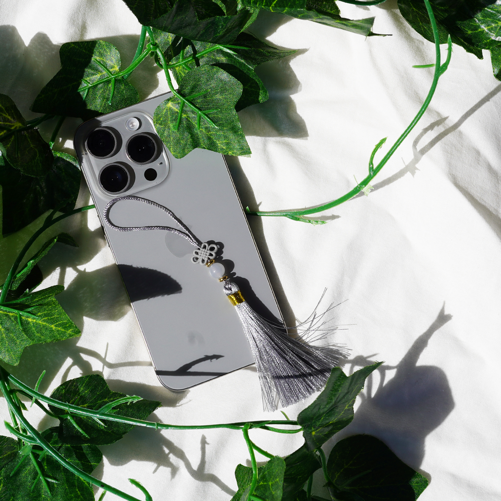 Short Norigae Gray Phone Charm